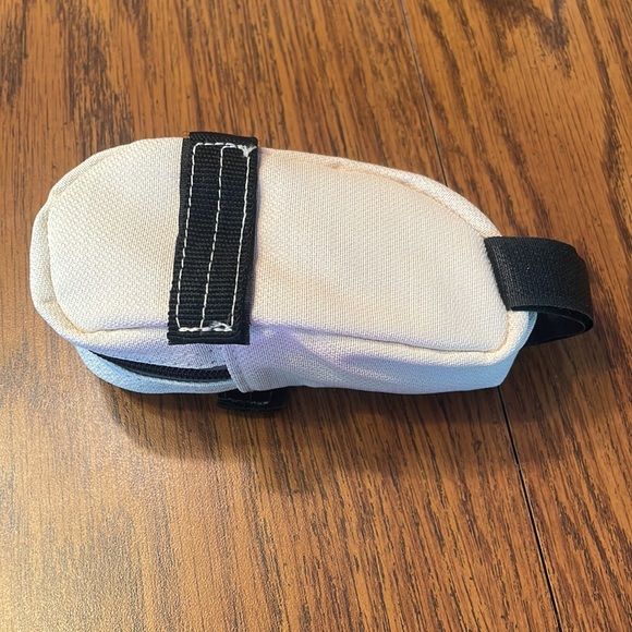 Vans 45 LX amazing pair of shoes in True White. Men’s 7.5 or women’s 9.0. - Picture 12 of 16